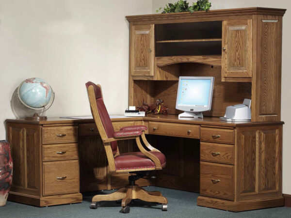 Highland L-Desk With Hutch